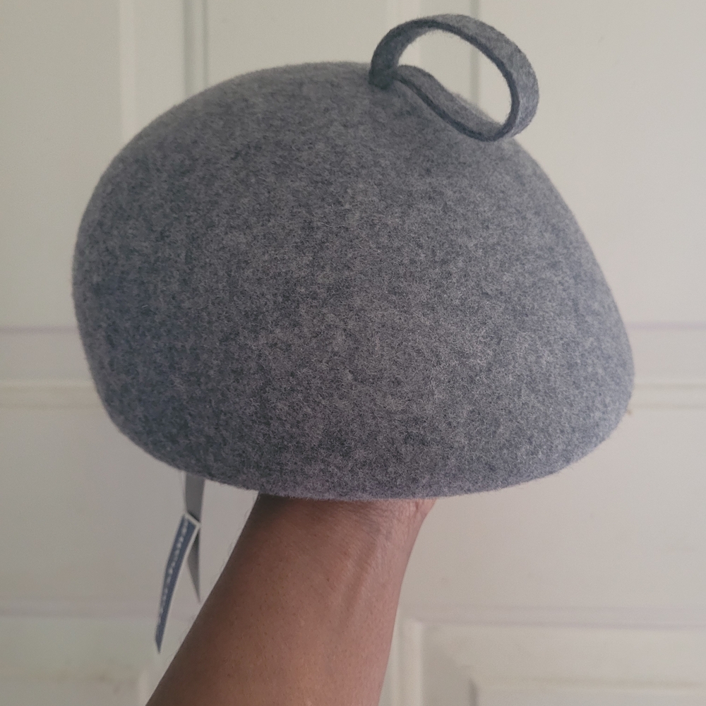 Gray Felt Loop Top Cloche Hat